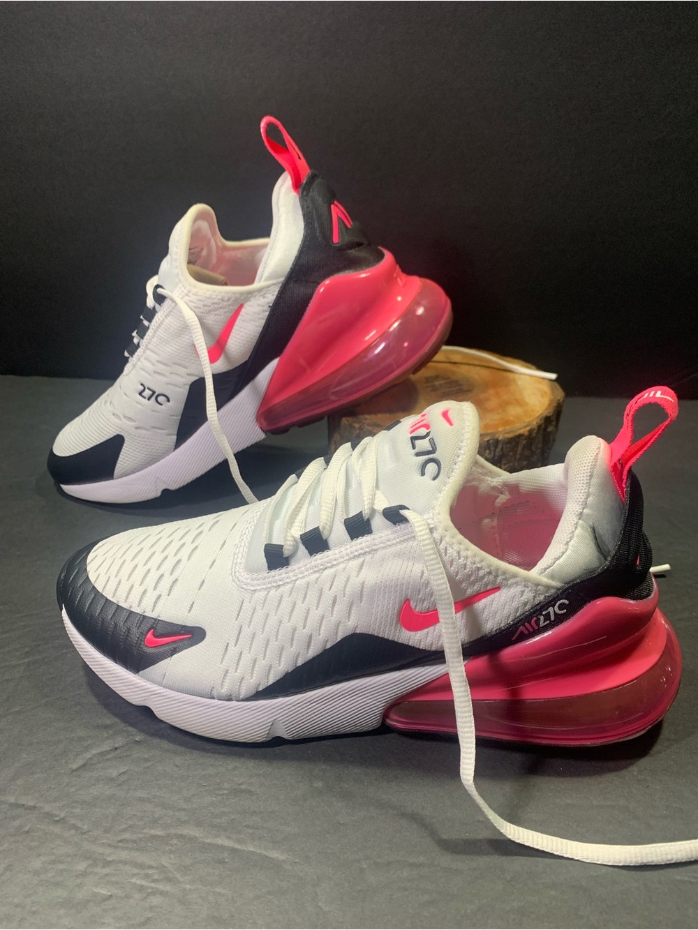 Nike Air Max 270 Women’s White Pink Black Sneakers Shoe Size- 7